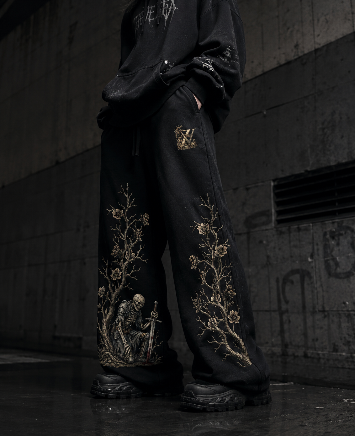 MORTAL BLOOM TROUSERS
